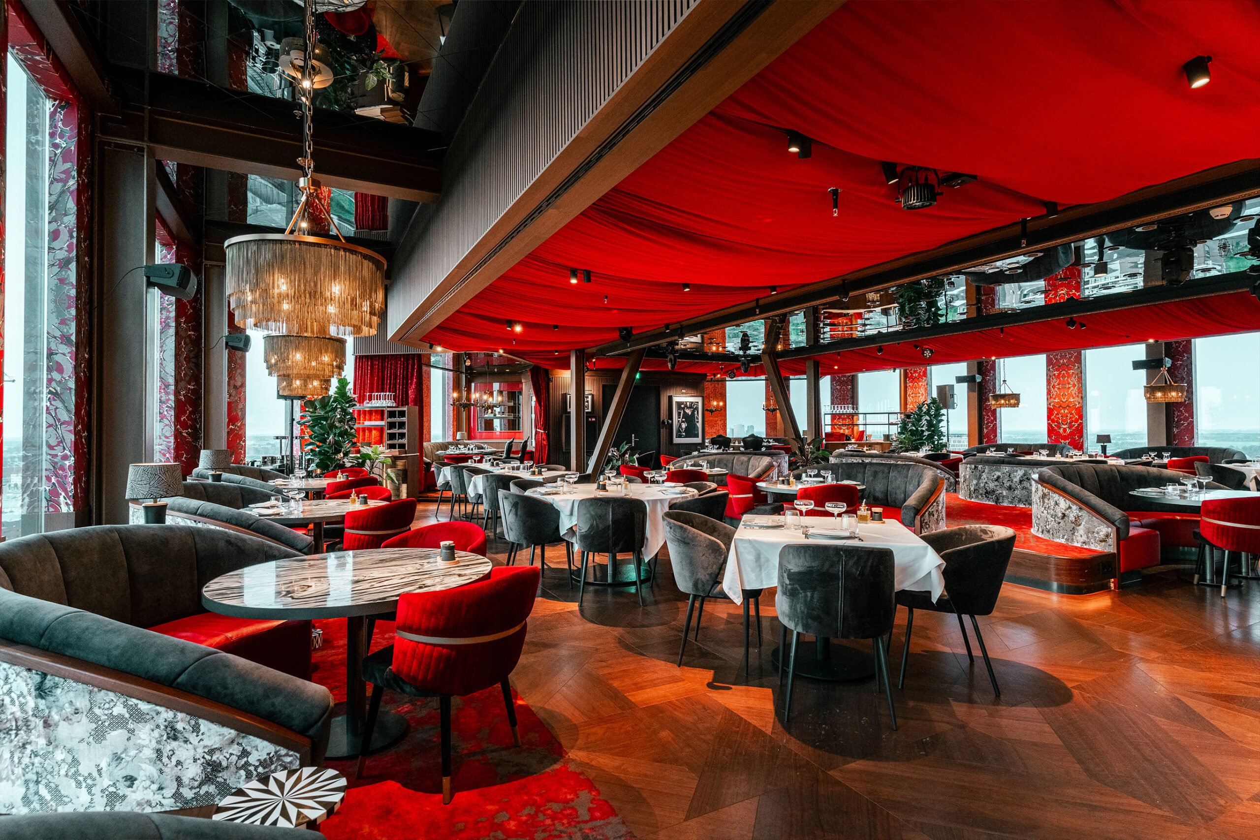 PRIVATE EVENTS ON THE 21ST FLOOR